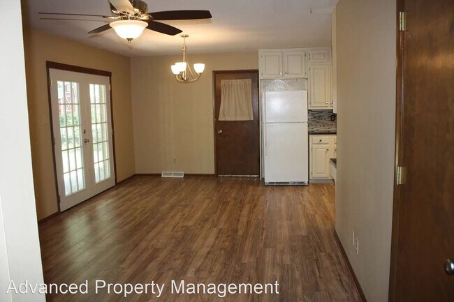 Building Photo - 3 br, 2 bath House - 2420 Vaughn Drive