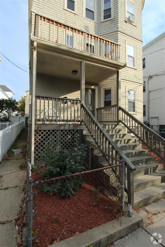 Building Photo - 25 Belknap St