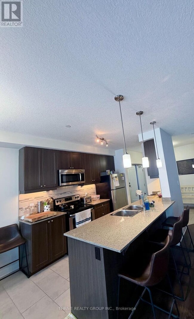 Building Photo - 1605 Dyer Dr