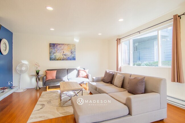 Foto del edificio - 1822 10th Ave W