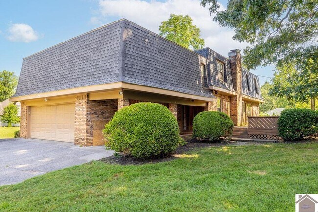 Foto del edificio - 51 Martin Cir