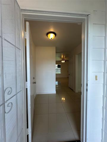 Building Photo - 3209 Royal Crest Dr