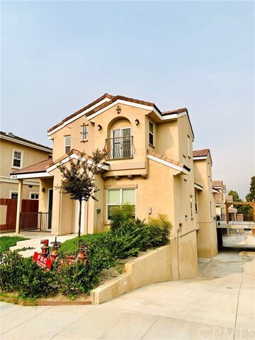 Building Photo - 822 N Monterey St