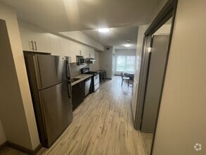 Building Photo - 258 Sunview St