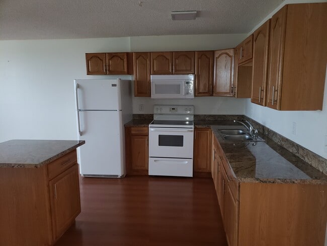 Building Photo - 406 NW 68th Ave