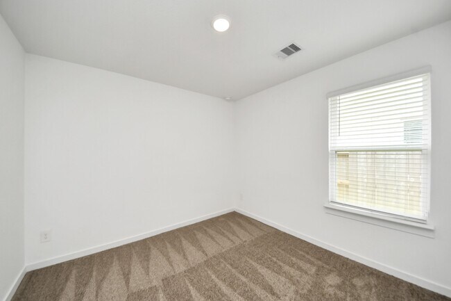 Building Photo - 1618 Westway Dr