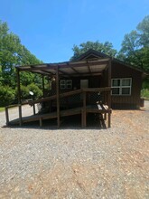 Building Photo - 147 Bayou Rd
