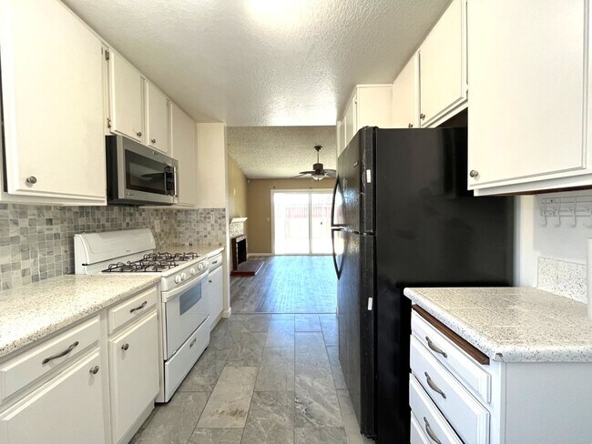 Foto del edificio - 3177 17th St
