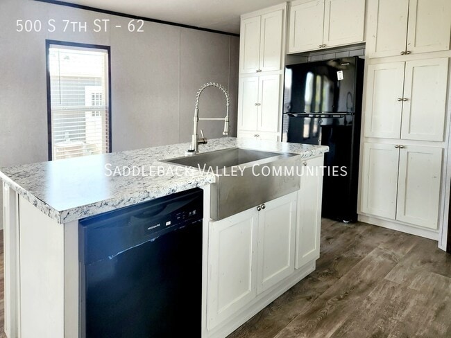 Building Photo - 500 S 7th St