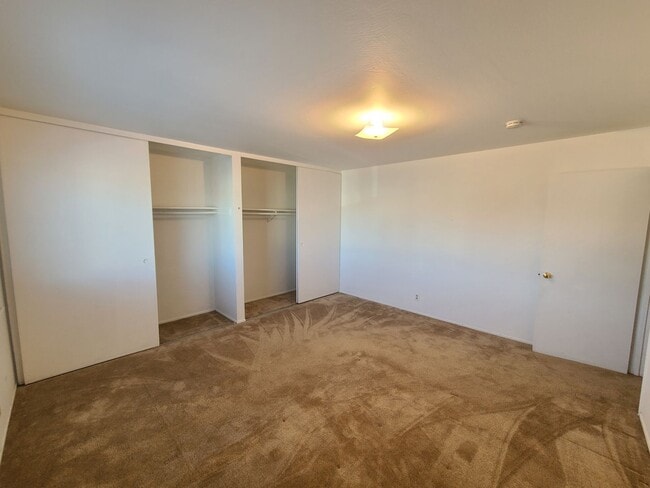 Building Photo - Your New San Leandro Home Awaits: 3-Bed, 1...