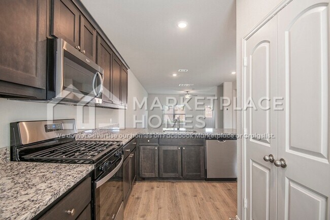 Building Photo - 11004 Gray Mare Dr