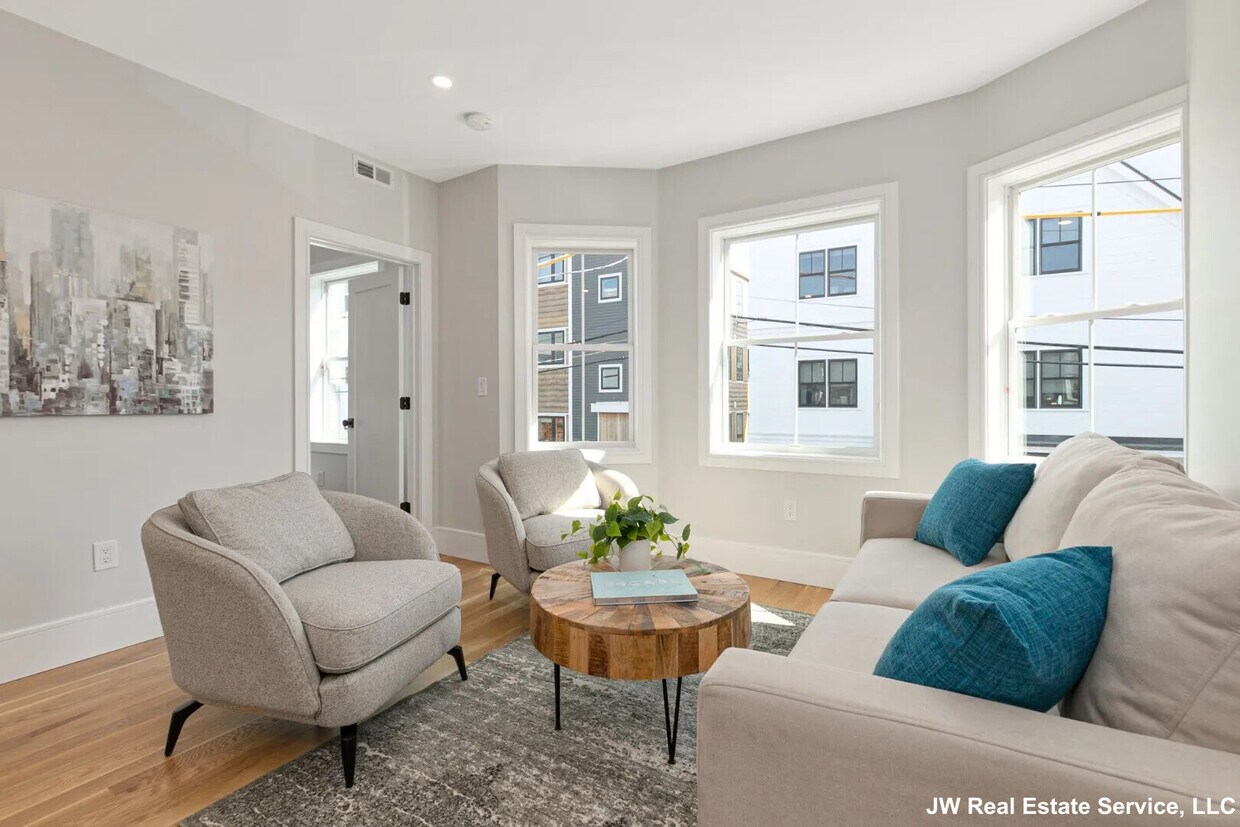 24 Berkshire St Unit 3, Cambridge, MA 02141 Condo for Rent in