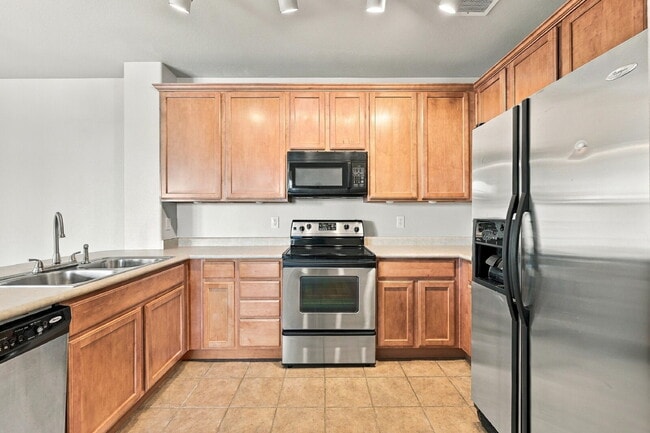 Building Photo - $2,099.95 with $200 Off the first month's rent, 2 Beds - 2 Baths, Condo in Aurora with In-Unit Wa...