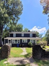 Building Photo - 802 Park Ave