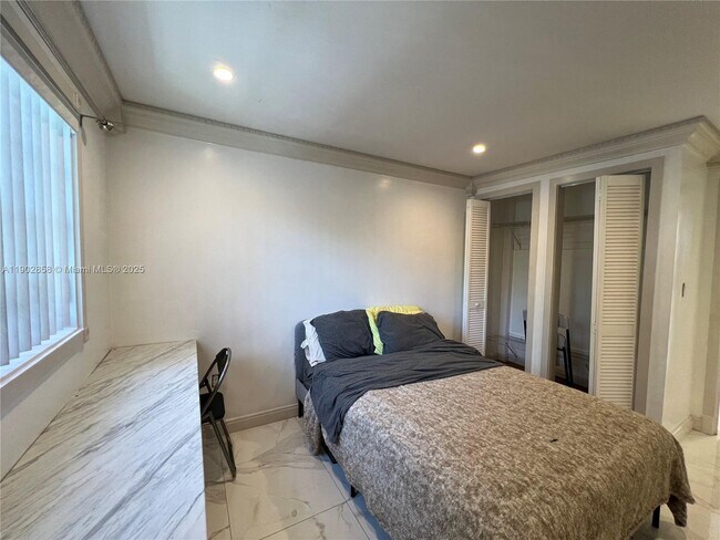 Foto del edificio - 1490 NW 34th St