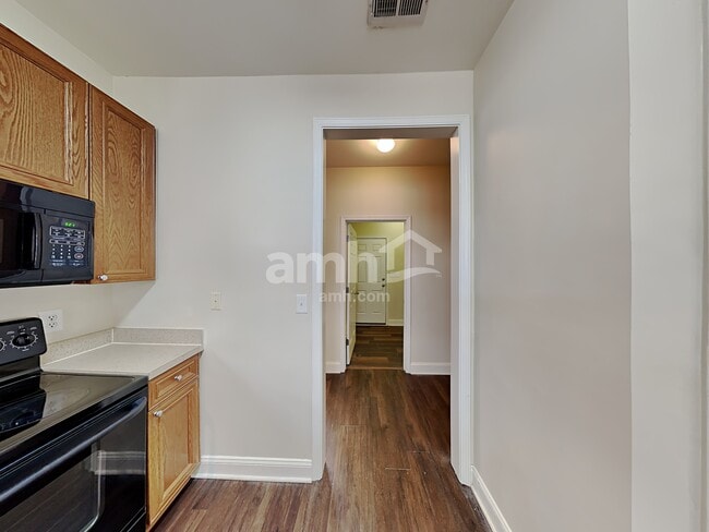 Building Photo - 112 Spalding Ln