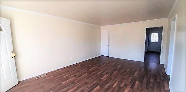 Foto del edificio - 304 Wind Ave NW