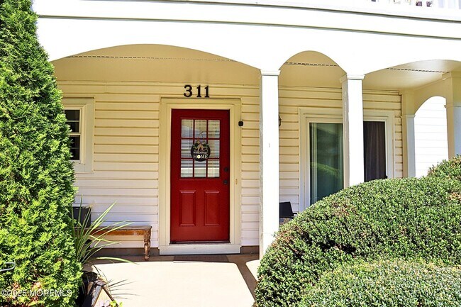 Foto del edificio - 311 Tulip Ln