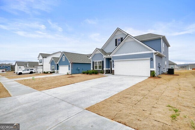 Building Photo - 529 Summerfield Ln NW