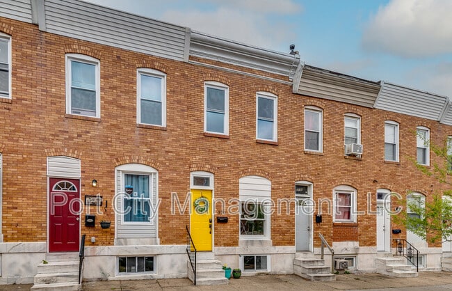 Building Photo - 320 S Newkirk St