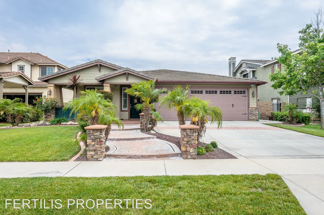 Primary Photo - 12733 Wine Cellar Ct