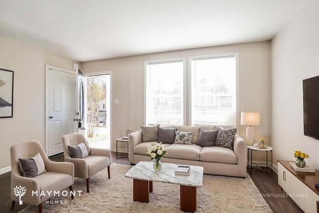 Foto del edificio - 4015 Mountainridge Dr