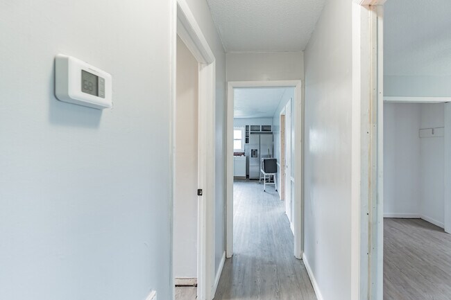 Foto del edificio - 219 New Hope Rd