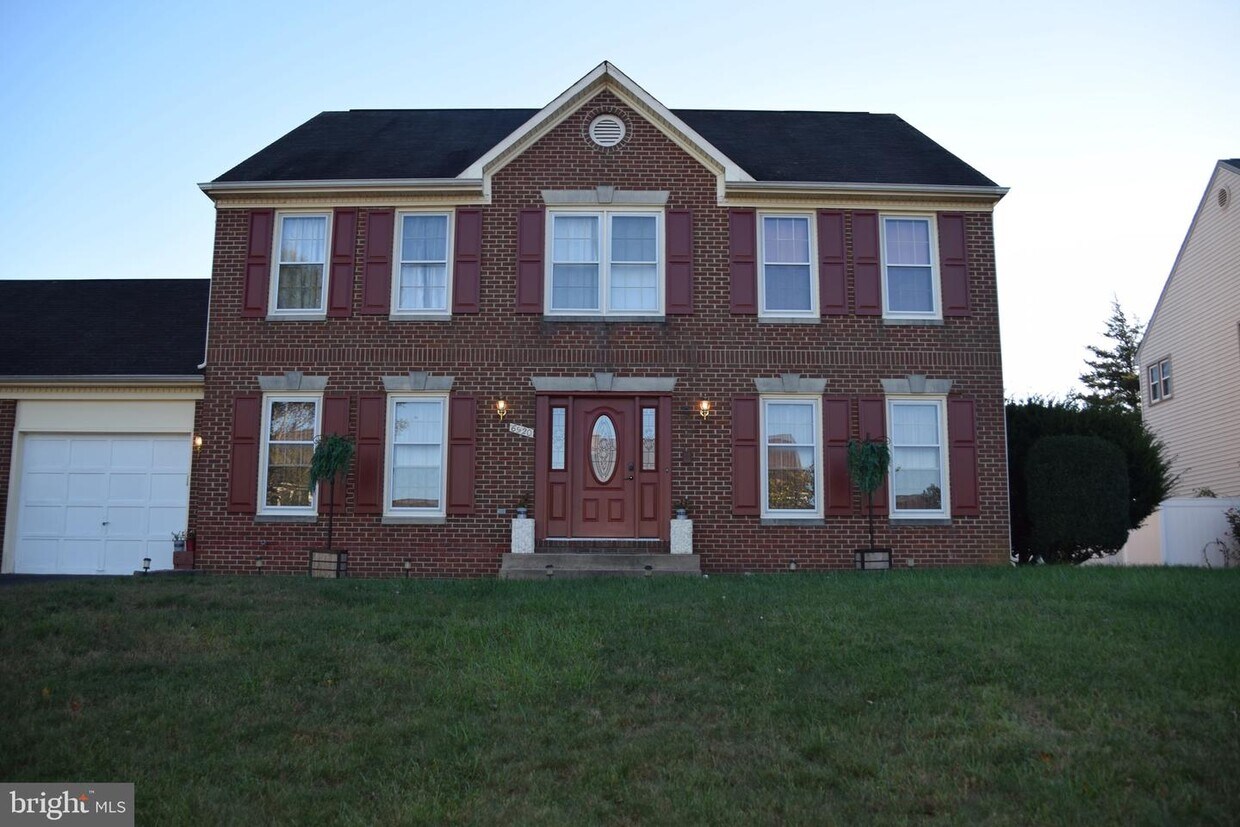 6920 Lakeland Way, Fredericksburg, VA 22407 House for Rent in