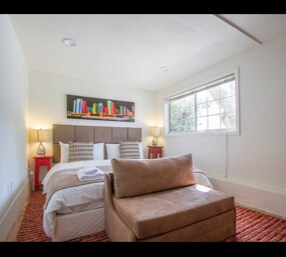 Foto del edificio - 1594 Manning Ave