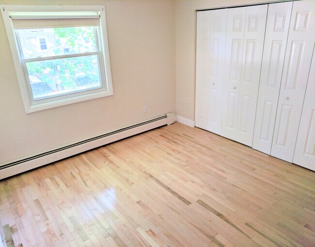 Foto del edificio - 1002 Cocheco Ct