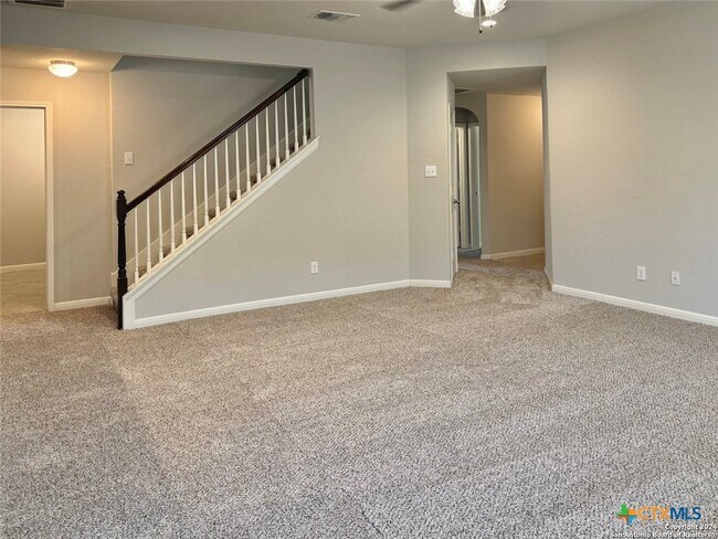 Foto del edificio - 2249 Olive Hill Dr