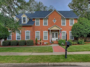 Building Photo - 110 Belfair Rd