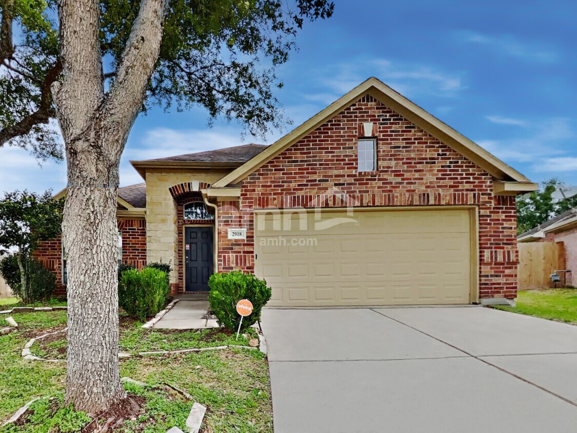 Foto principal - 2918 Meridian Bay Ln