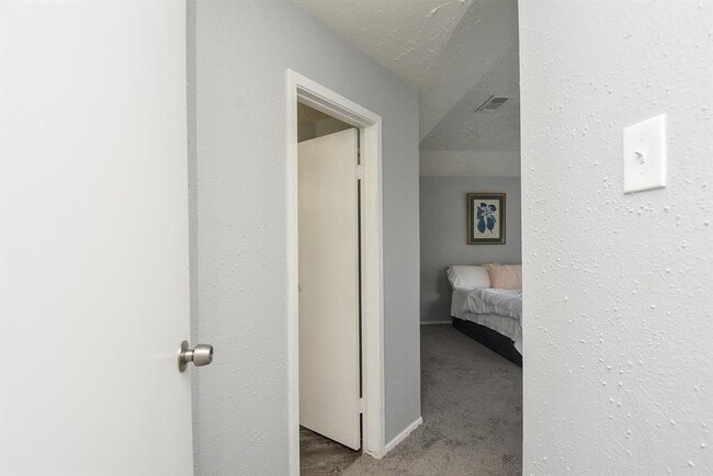 Building Photo - 19915 Timber Forest Dr