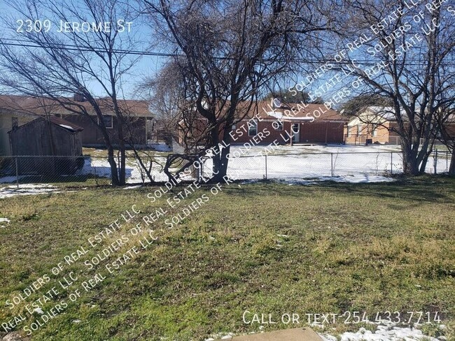 Foto del edificio - 2309 Jerome Dr