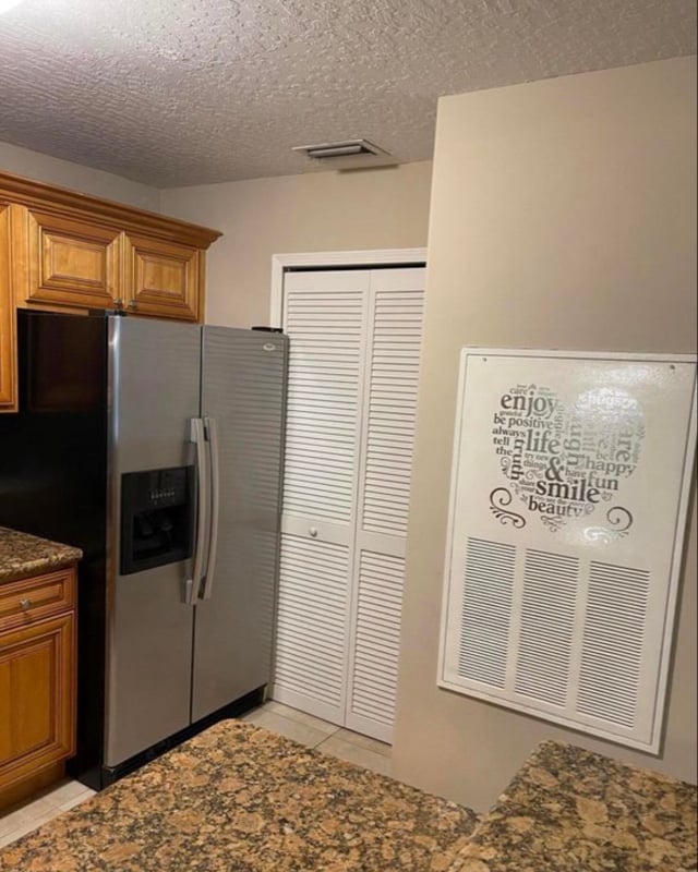 Foto del edificio - 7667 N Wickham Rd