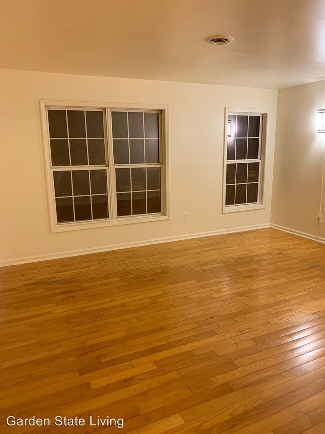 Foto del edificio - 4 br, 1.5 bath House - 12 Carmella Court