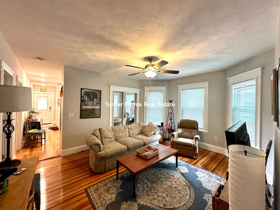 Foto principal - 307 Highland Ave