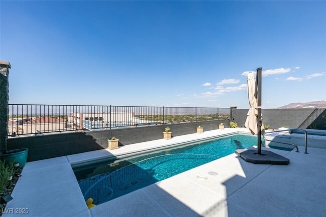 Building Photo - 2162 Sunset Valley St