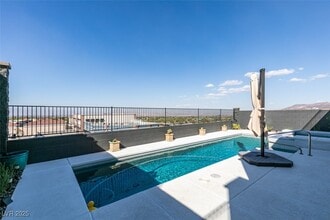 Building Photo - 2162 Sunset Valley St