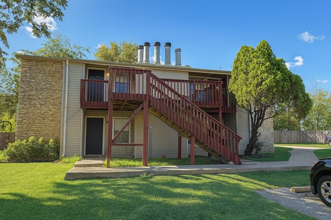 Foto del edificio - 903 Taulbee Ln