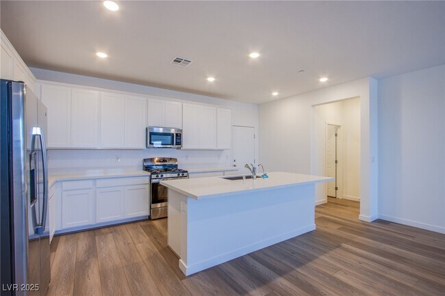 Foto del edificio - 252 Walsh Peak Ave