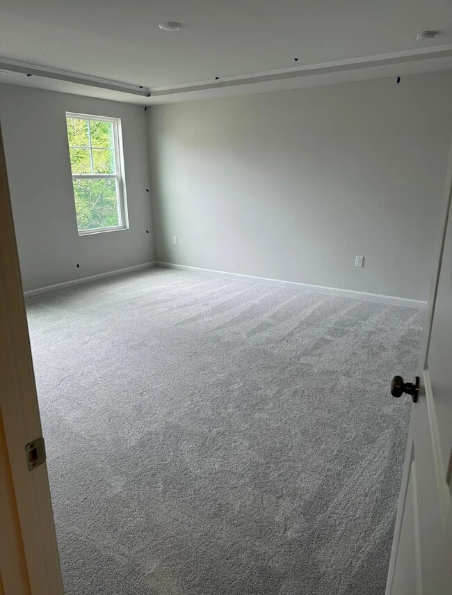 Building Photo - 1056 Lily Loch Way