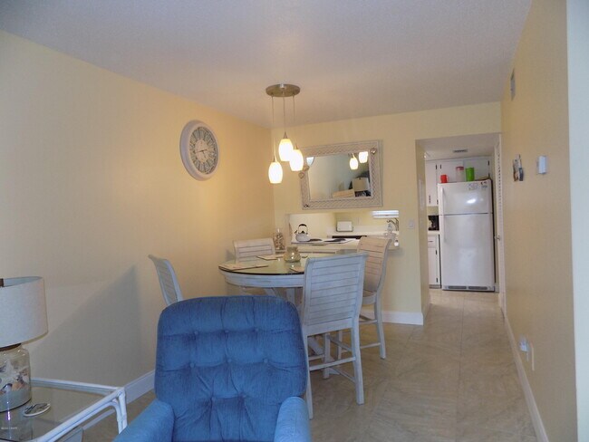 Foto del edificio - 935 Ocean Shore Blvd