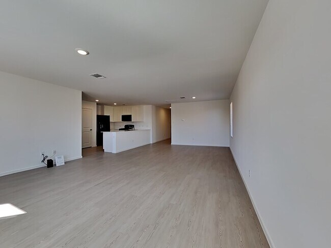 Building Photo - 3712 Los Cabos Dr