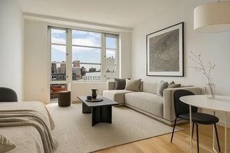 Building Photo - 331 E Houston St