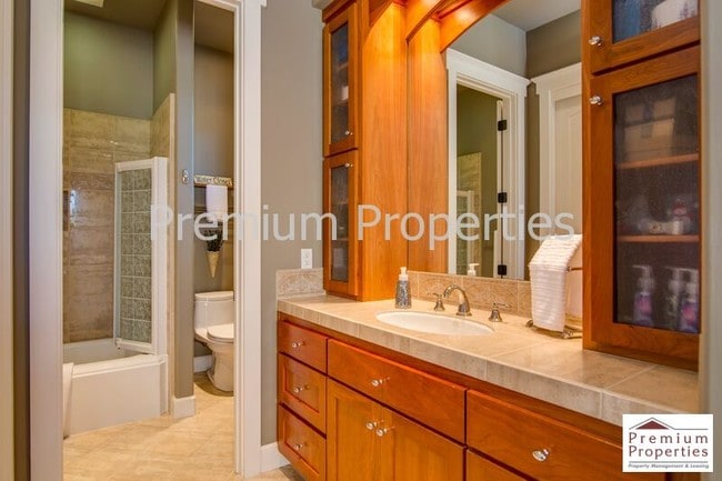 Building Photo - 141 Brodia Way