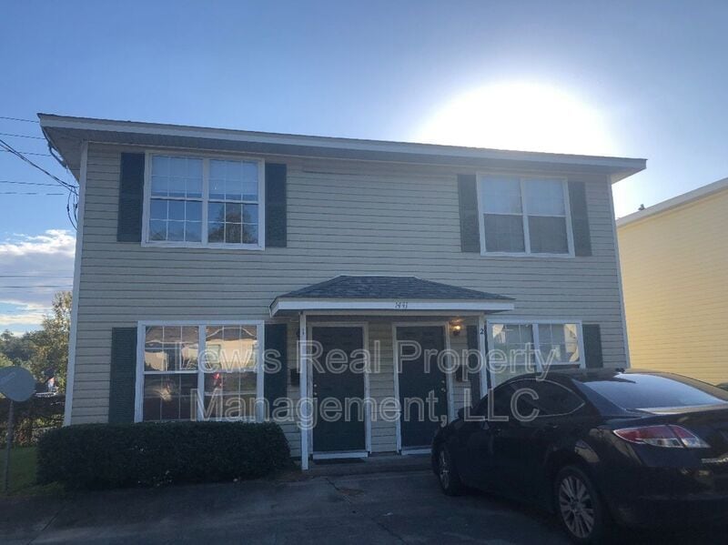 Photo - 1441 Hudson St