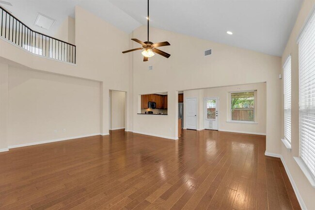 Building Photo - 16421 Pallazo Dr