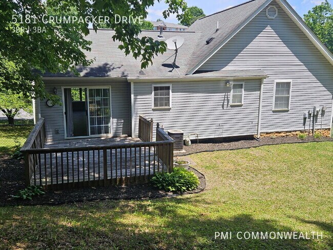 Building Photo - 5181 Crumpacker Dr